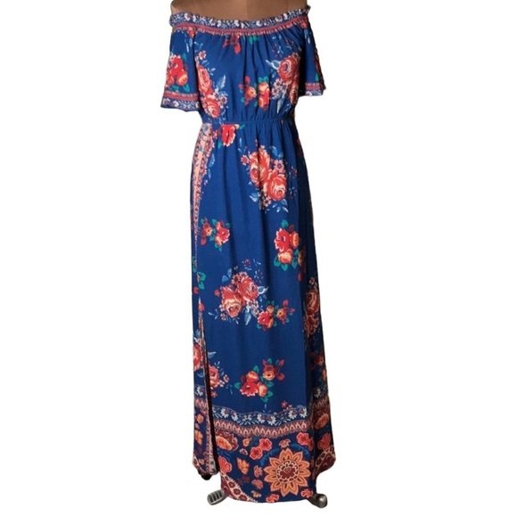 Flying Tomato Silky Light On or Off
Shoulder Dress size M - Picture 1 of 4